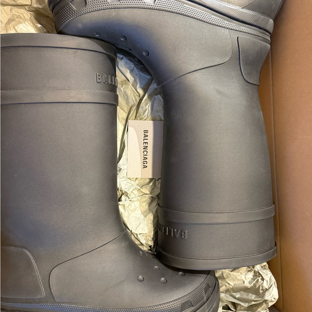 Balenciaga Men's Gray Rain & Snow Boots